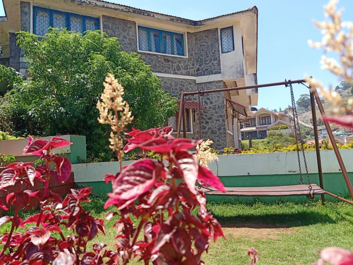 Tree Top Villa Kodaikanal Homestay ภายนอก รูปภาพ