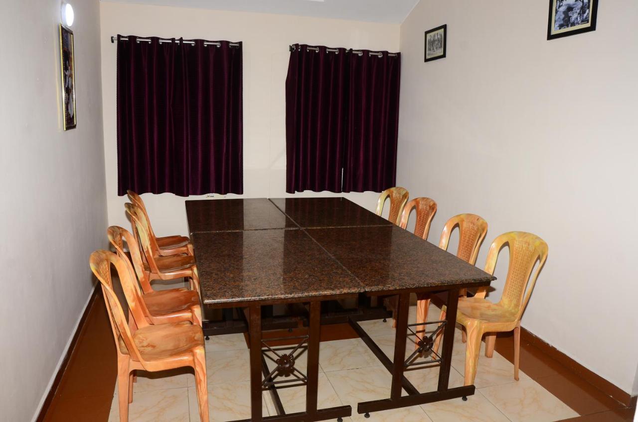Tree Top Villa Kodaikanal Homestay ภายนอก รูปภาพ